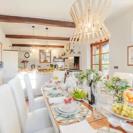 Villa Amore, A Romantic Hilltop In *