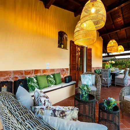 Amore, A Romantic Hilltop In Villa *