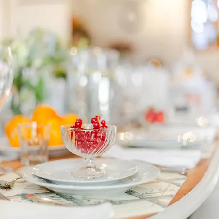 Amore, A Romantic Hilltop In Villa